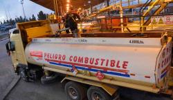 Gobierno abre la puerta a choferes para importar combustible, según el sector