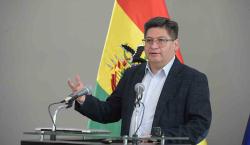 Ministro Montenegro garantiza recursos para compra de combustible y atribuye las filas a “acaparadores”