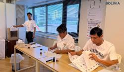 Arranca la jornada electoral en el exterior: Bolivianos residentes en Japón ejercen su voto