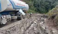 La intransitabilidad de la carretera desata una crisis de productos en Apolo