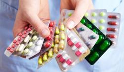 Industria boliviana deja de producir un 30% de medicamentos por la falta de dólares