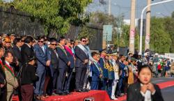 Con ofrendas y desfile, Cochabamba celebra 215 años de gesta libertaria