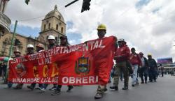 Gobierno y mineros asalariados firman acuerdo y se suspenden las movilizaciones