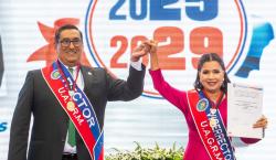 Reinerio Vargas asume como rector de la UAGRM y Juana Borja hace historia como primera vicerrectora