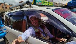 Tuto se sube a un “Ipsum”, viaja rumbo a Yolosita y Caranavi y vuelve a cargar contra Evo