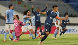 Blooming no falla en la Copa Paceña: remonta a Aurora y se consolida en el liderato