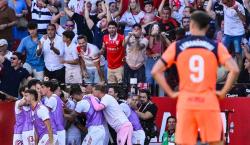 El Sevilla se agiganta y humilla 4-1 a un irreconocible Barcelona