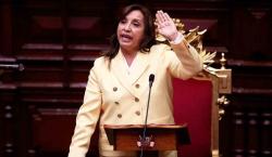 Fiscalía de Perú busca frenar la salida del país de Boluarte por 36 meses