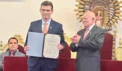 Rodrigo Paz y Edman Lara reciben credenciales del TSE con llamados a la unidad y trabajo conjunto