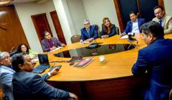 Salud y directores de hospitales acuerdan una inspección al complejo de Miraflores para definir necesidades urgentes