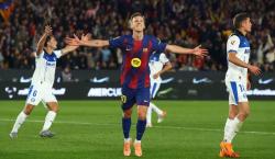 Barcelona derrota a Alavés con doblete de Dani Olmo y toma el liderato de LaLiga