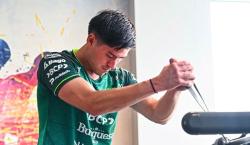 Villegas convoca a cuatro jugadores más tras la negativa de Bolívar