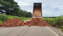 Incrementan de 20 a 32 los puntos de bloqueo en el país y se suspenden viajes en el eje troncal