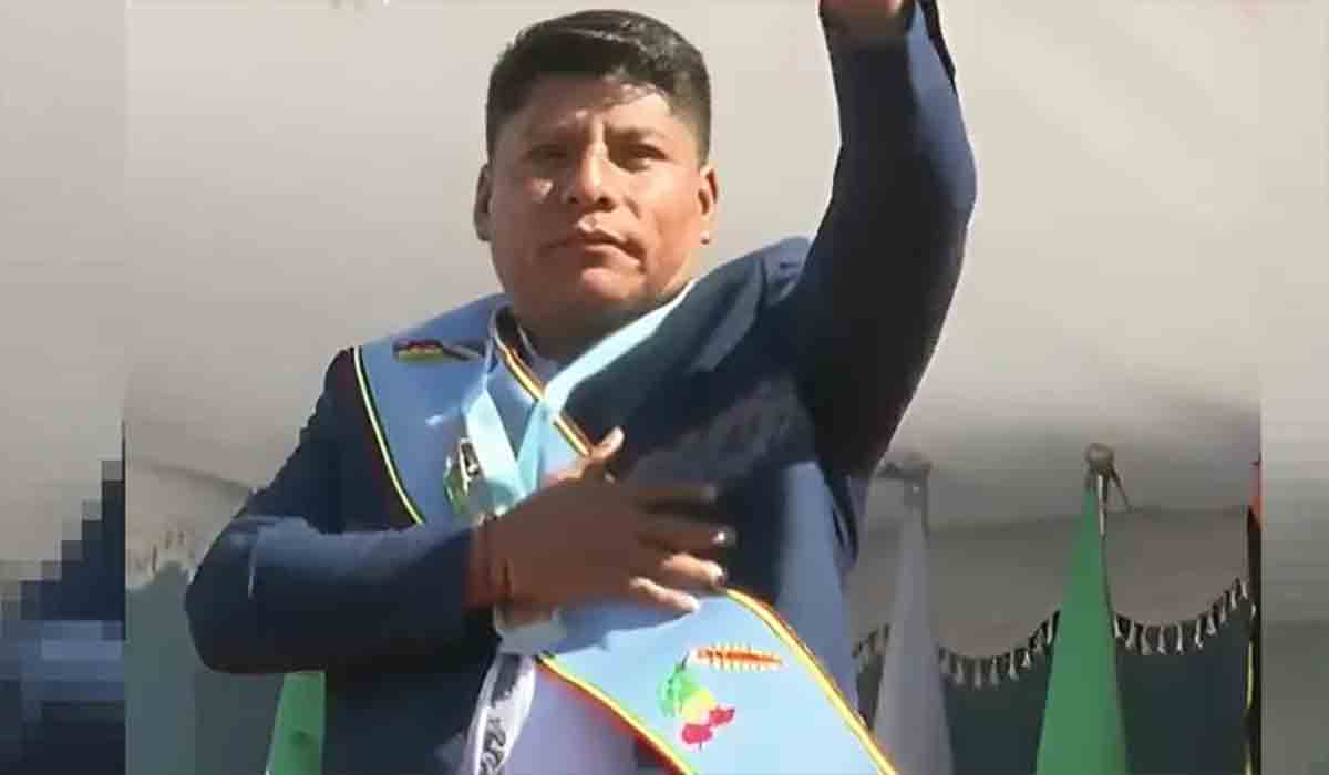 Leonardo Loza asume la Gobernación de Cochabamba con llamado a la unidad y la sombra de Evo Morales — image 1
