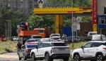 Los ataques con drones de Ucrania desatan crisis de combustible en Rusia