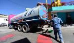 Subvención insostenible: sectores cuestionan decisión “política” de congelar precios de carburantes