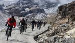 Con un descenso en bicicleta, Alcaldía de La Paz impulsa el potencial turístico de Zongo