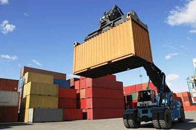 Las-exportaciones-caen-en-26%-e-importaciones-en-35%-en-el-primer-semestre-del-ano