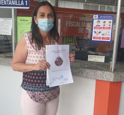 Candidata-Schamisseddine-presenta-denuncia-ante-Fiscalia-contra-Sosa-por-falsificar-la-firma-de-Percy